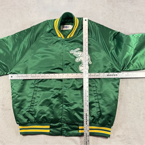 Rare 80’s 90’s Oakland A’s Chalk Line Satin Jacket Size L Spellout Quilted Lined - Picture 3 of 5